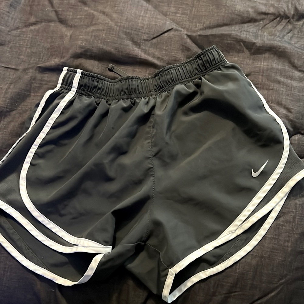 Nike shorts size small